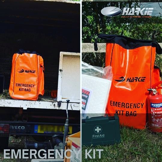 Emergency kits🚨  The solution to keeping essential equipment together, clearly identified, and easily accessible in the event of an incident.  #harkie
#harkieglobal  #arborist
#arboristsofinstagram #forestry #treesurgeon #treesurgery #treeclimber
#treecutting #climbing #treecare
#outdoorlifestyle #arbgear
#arblife #arblifestyle #emergencykit