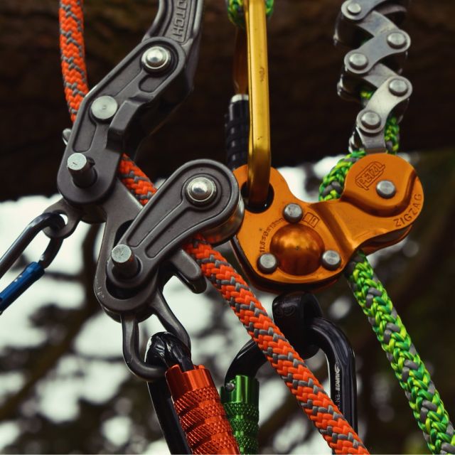 Check out our range of climbing gear. It works well with all your favourite devices 😎👌  🔗 Hit the link in the bio for more info  #harkie #harkieglobal #rope #arblife #arboriculture #arbgear #climbing #treesurgeon #arboristsofinstagram #arborist #forestry #treeclimber #treesurgery #treecare #waterproof #waterproofclothing #ppe #outdoorclothing #treeremoval #treepeople #outdoorlifestyle