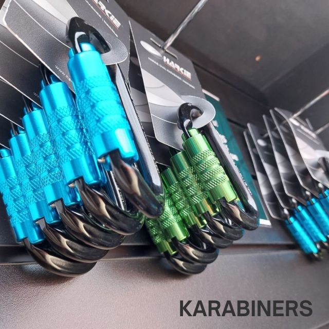 Stand out with Harkie karabiners. Available in blue, green, purple & orange. HMS or oval. Also available in 4-packs.  🔗 Hit the link in our bio for more information  #harkie #harkieglobal #arblife #arboriculture #arbgear #climbing #treesurgeon #arboristsofinstagram #arborist #forestry #treesurgery #climbingarborist #arboristgear #karabiner #carabiner