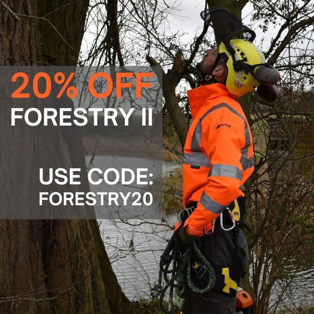 Looking for a really waterproof waterproof? The Forestry II is a classic, with its simple no frills design. Made with RainBlok ☔️ fabric, providing class 4:4 waterproofness & breathability.  Get 20% off by applying the code FORESTRY20 at checkout.  #harkie #harkieglobal #harkiesmock #arblife #arboriculture #arbgear #climbing #treesurgeon #arboristsofinstagram #arborist #forestry #treesurgery #climbingarborist #arboristgear #waterproof #waterproofclothing #ppe
