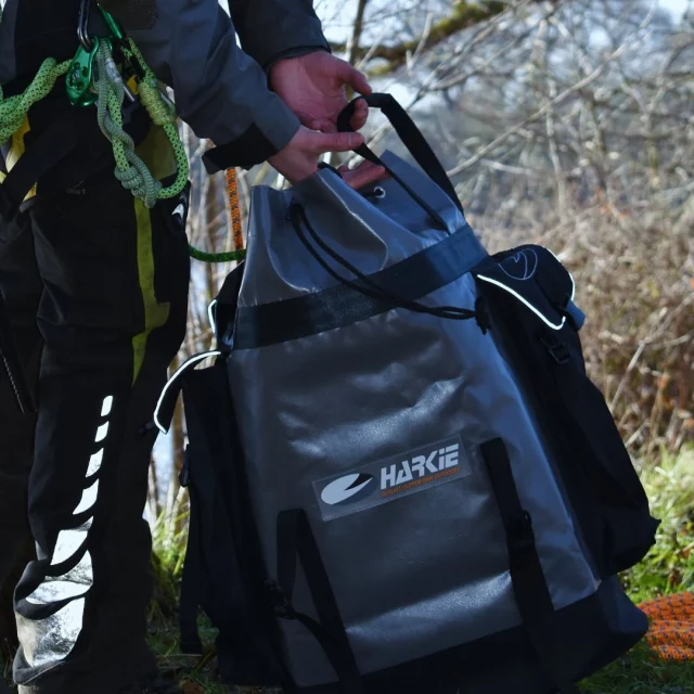 The Champion Premium rope bag is a great choice for the demanding needs of an arborist.

Sturdy, durable & highly functional, the Champion keeps your ropes safe and dry.

🔗Click on the link in our bio to learn more 

#harkie #harkieglobal #rope #arblife #arboriculture #arbgear #climbing #treesurgeon #arboristsofinstagram #arborist #forestry #treesurgery #climbingarborist #arboristgear